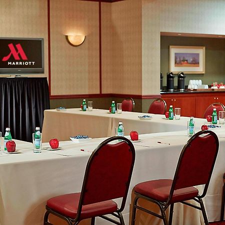 Marriott Hartford/Windsor Airport Ξενοδοχείο Εξωτερικό φωτογραφία