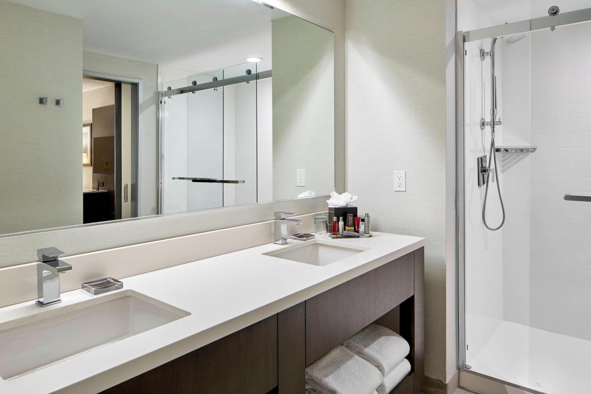 Marriott Hartford/Windsor Airport Ξενοδοχείο Εξωτερικό φωτογραφία