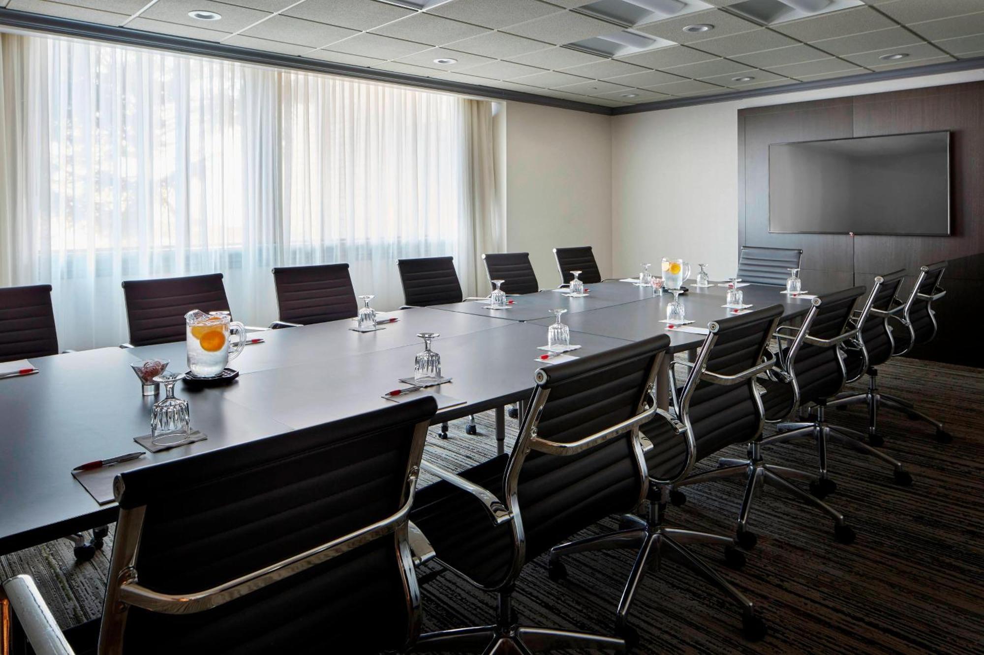Marriott Hartford/Windsor Airport Ξενοδοχείο Εξωτερικό φωτογραφία
